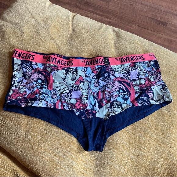 Torrid 4X Disney Marvel Avengers Plus Boyshorts Panties NWT - Picture 2 of 5